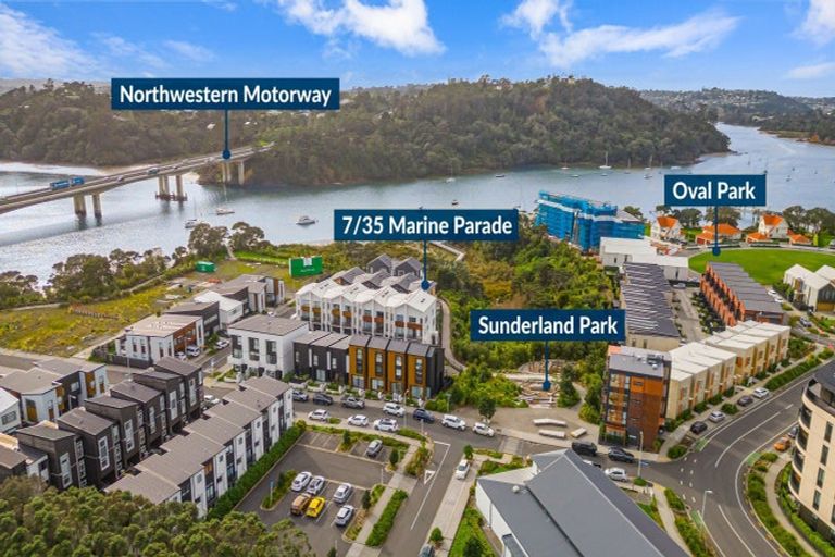 Photo of property in 7/35 Marine Parade, Hobsonville, Auckland, 0616