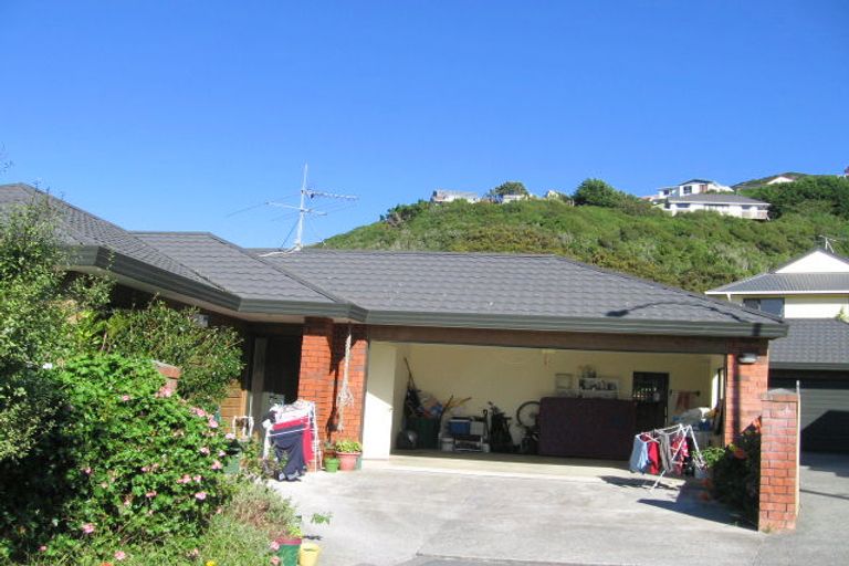 Photo of property in 8 Marjory Close, Broadmeadows, Wellington, 6035