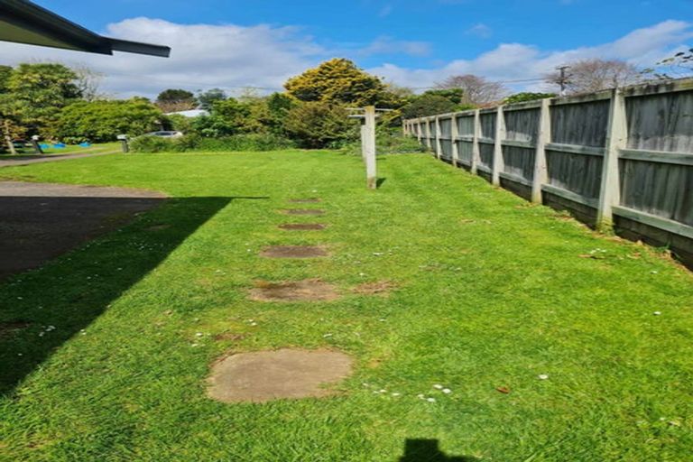 Photo of property in 32ab Old South Road, Okato, 4335