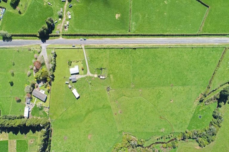 Photo of property in 20 Tariki Road South, Tariki, Stratford, 4390