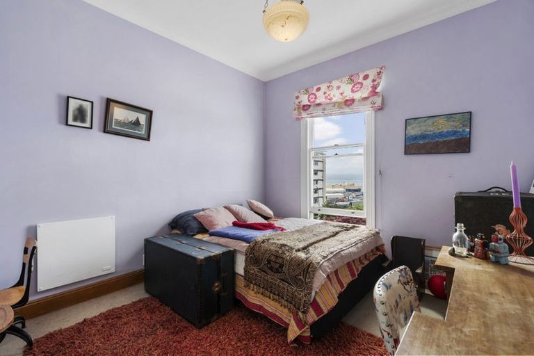 Photo of property in 26 Newman Terrace, Thorndon, Wellington, 6011