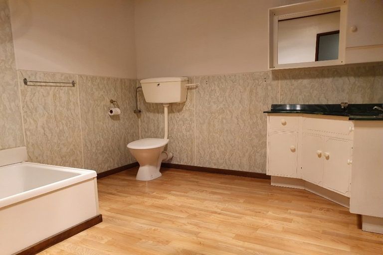 Photo of property in 14 Nolan Crescent, Karoro, Greymouth, 7805