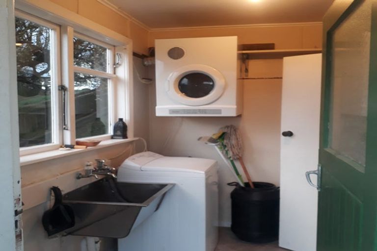 Photo of property in 74-76 Hereford Street, Cannons Creek, Porirua, 5024