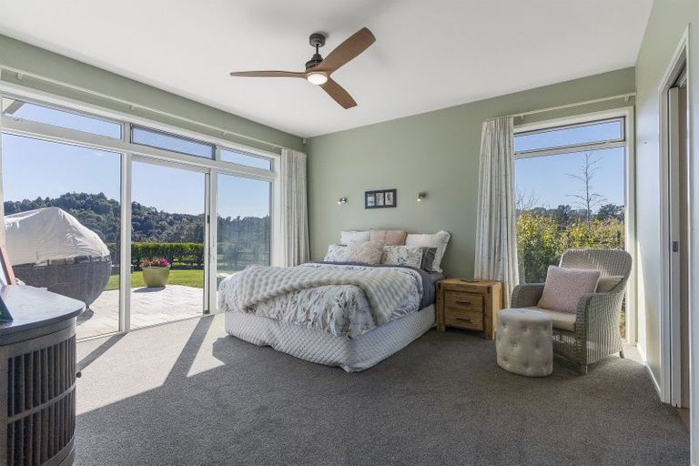 Photo of property in 35 Polo Lane, Whitford, Manurewa, 2576