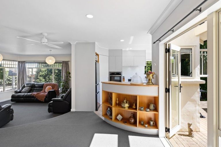 Photo of property in 7 Mcleod Mews, Rototuna, Hamilton, 3210