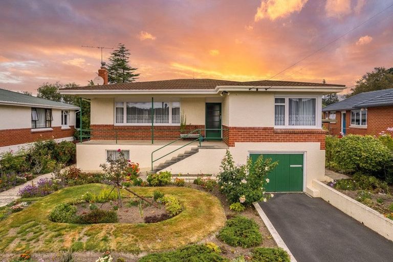 Photo of property in 6 Bellona Lane, Fairfield, Dunedin, 9018