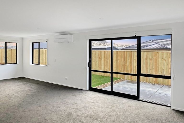 Photo of property in 34 Quinn Crescent, Woodend, 7610