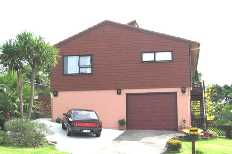 Photo of property in 9 Clearview Heights, Ranui, Auckland, 0612