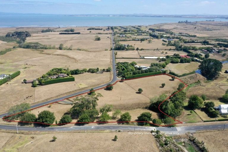 Photo of property in 10 Bryant Road, Karaka, Papakura, 2580