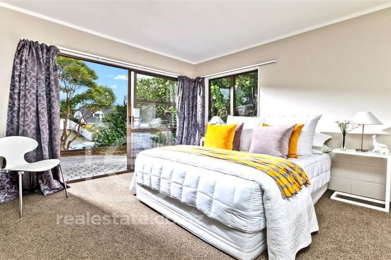 Photo of property in 41 Kennedy Avenue, Forrest Hill, Auckland, 0620