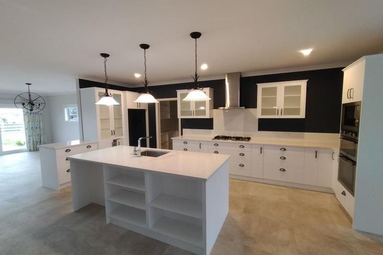 Photo of property in 121 Clevely Line, Bunnythorpe, Palmerston North, 4478