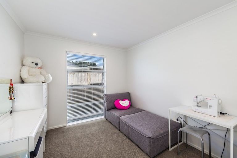 Photo of property in 81 Colonial Drive, Silverdale, 0932