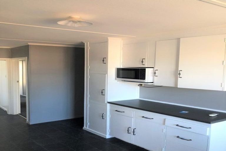 Photo of property in 24 Yvonne Street, Melville, Hamilton, 3206