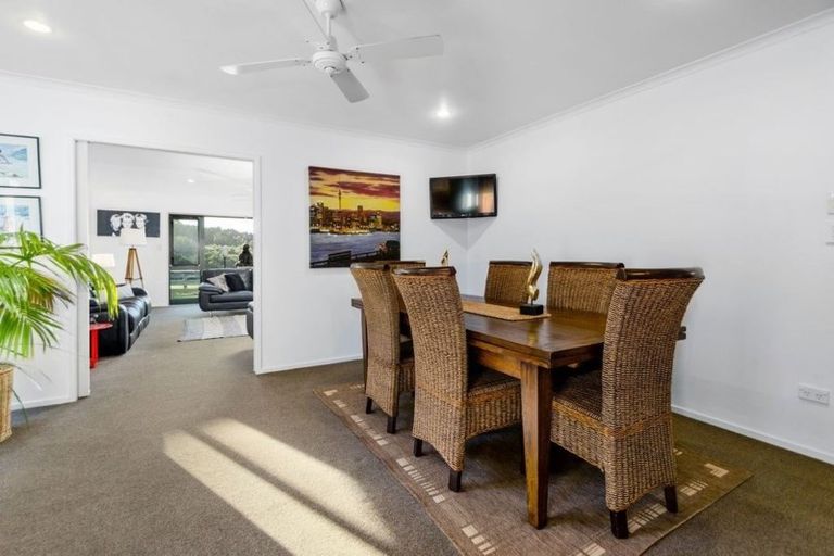 Photo of property in 138 Oyster Point Road, Kaukapakapa, Warkworth, 0984