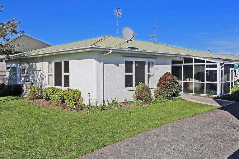 Photo of property in 1/204 Lyndon Road West, Hastings, 4122