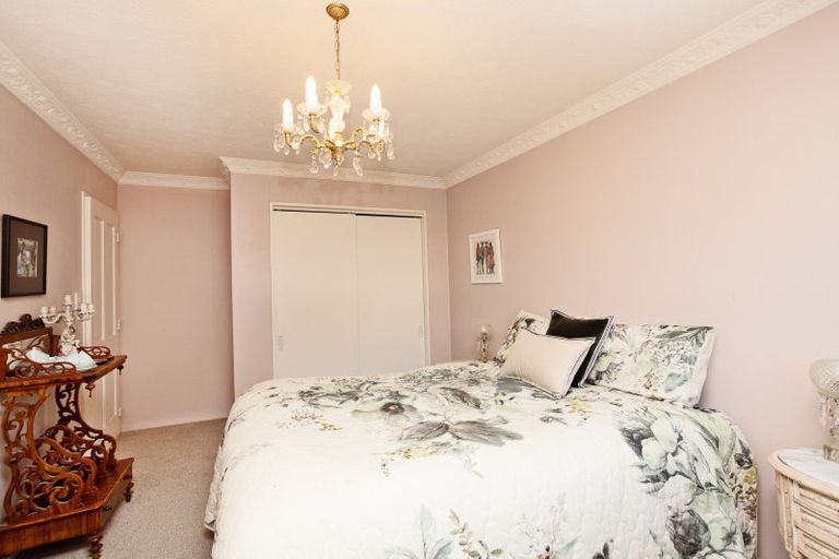 Photo of property in 12 Turnbull Street, Rosedale, Invercargill, 9810