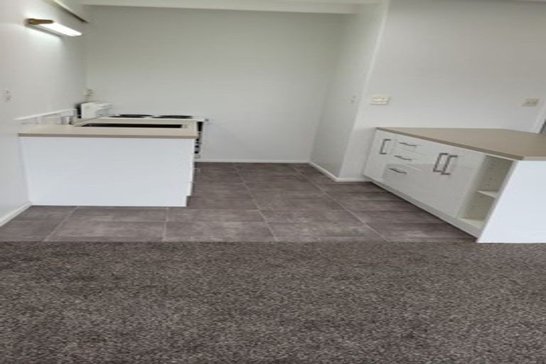 Photo of property in 1 Kiriwai Road, Paremata, Porirua, 5024