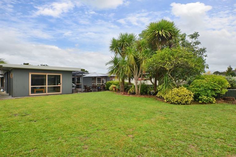 Photo of property in 10 Kotare Crescent, Maunu, Whangarei, 0110