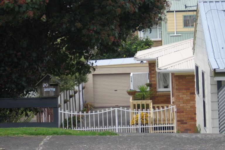Photo of property in 1/70 Coopers Road, Gate Pa, Tauranga, 3112