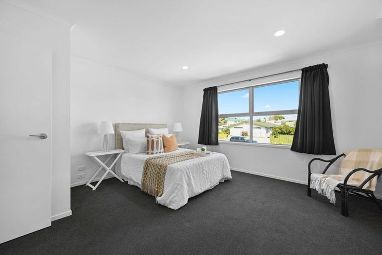 Photo of property in 2a Garnett Avenue, Forest Lake, Hamilton, 3200