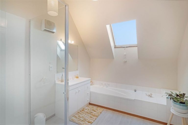 Photo of property in 3 Empress Place, Halswell, Christchurch, 8025