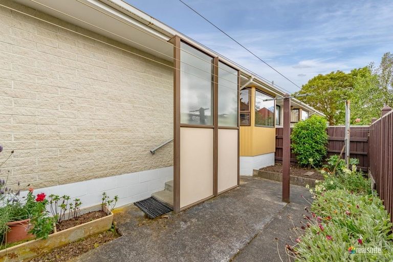 Photo of property in 1/9 Hay Street, Ebdentown, Upper Hutt, 5018