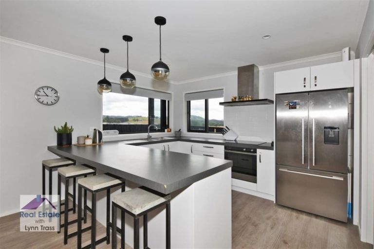 Photo of property in 16 Wairau Drive, Tikipunga, Whangarei, 0112