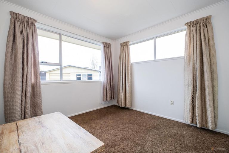 Photo of property in 39 Queen Street, Pareora, 7912