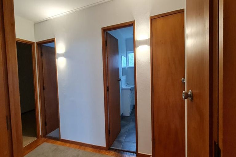 Photo of property in 46 Exmouth Road, Northcote, Auckland, 0627