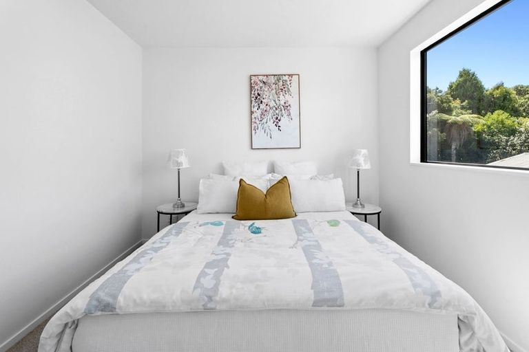 Photo of property in 6/11 Stottholm Road, Titirangi, Auckland, 0604