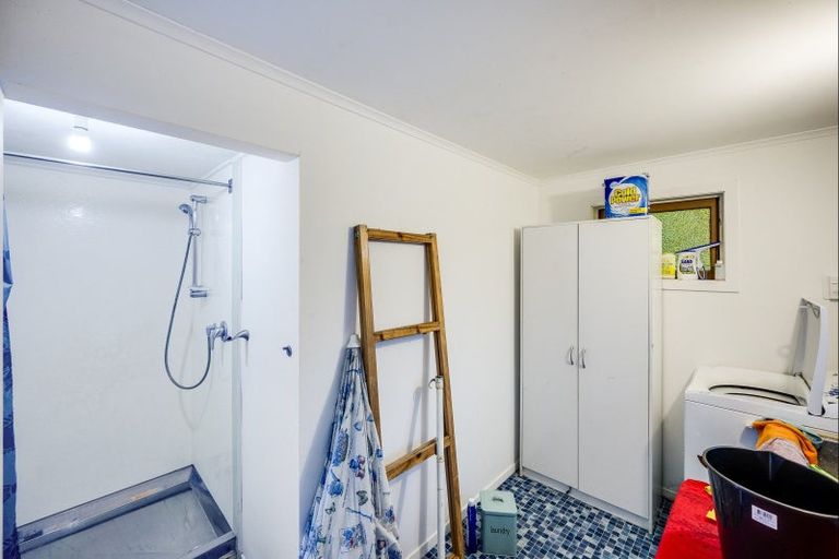 Photo of property in 21 Gillies Crescent, Waimarama, Havelock North, 4294