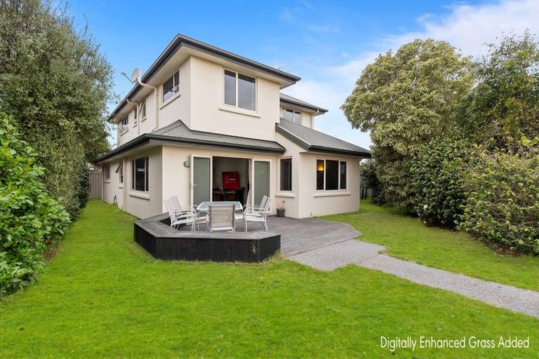 Photo of property in 56 Blue Gum Place, New Brighton, Christchurch, 8083
