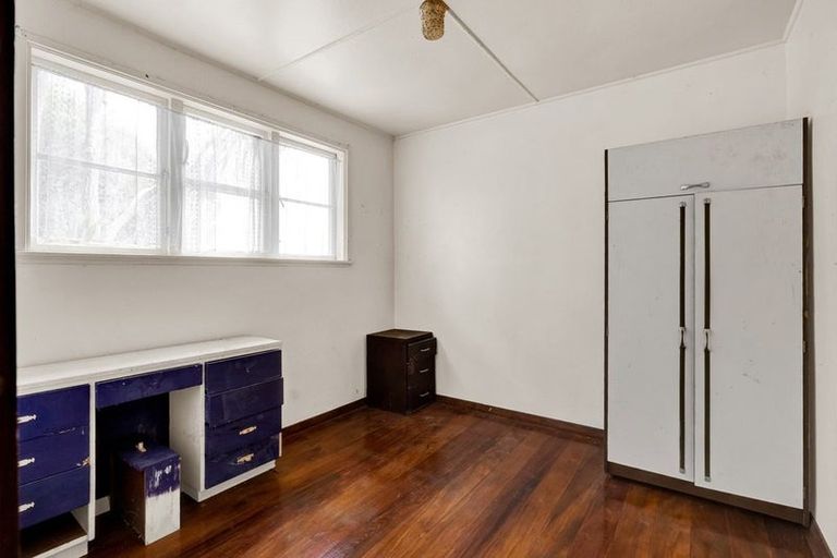 Photo of property in 5 Gisborne Terrace, Opunake, 4616