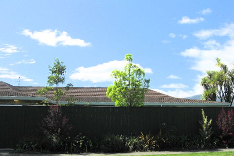 Photo of property in 1 Thetford Chase, Stoke, Nelson, 7011