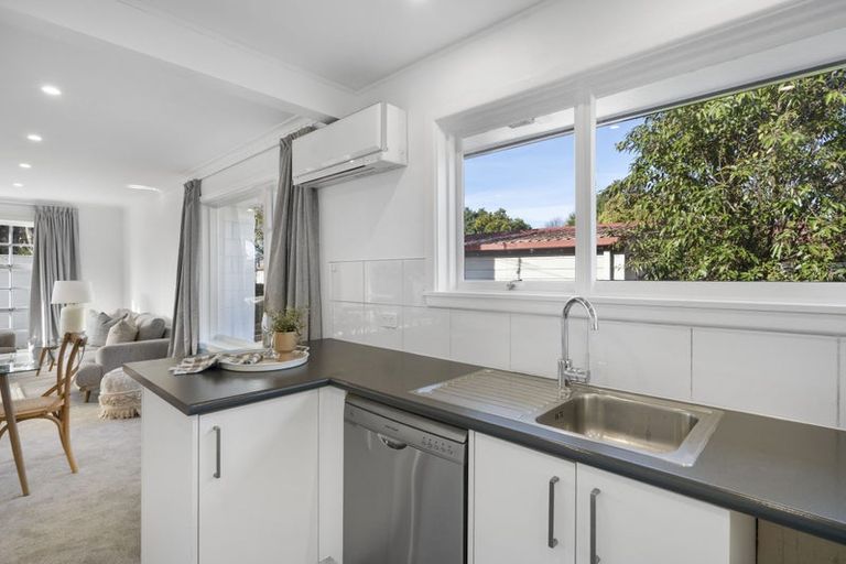 Photo of property in 2/36 Tomes Road, St Albans, Christchurch, 8052