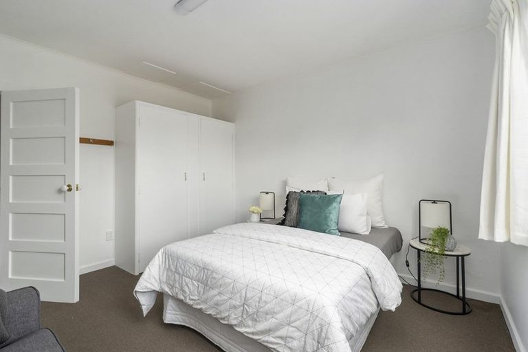 Photo of property in 11/288 College Street, West End, Palmerston North, 4410