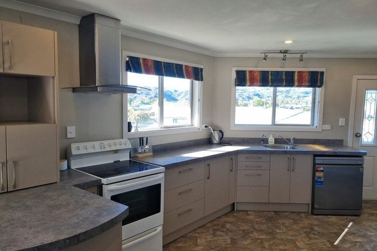 Photo of property in 49 Ashworth Street, Alexandra, 9320