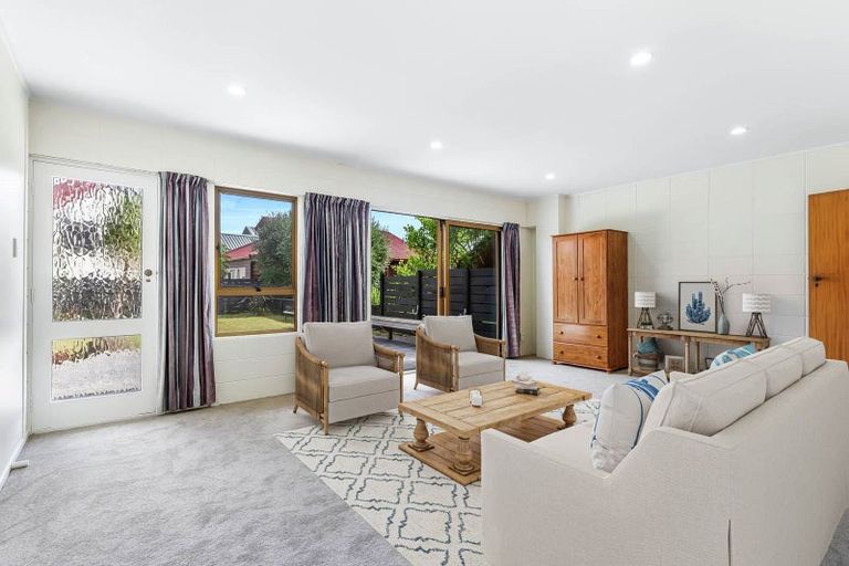 Photo of property in 3/31 The Parade, Bucklands Beach, Auckland, 2012