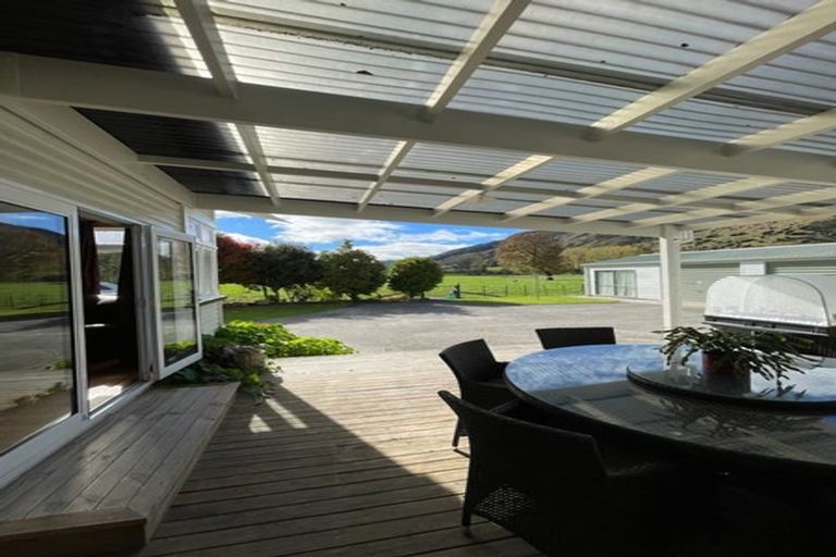 Photo of property in 213 Matakitaki Road, Six Mile, Murchison, 7077