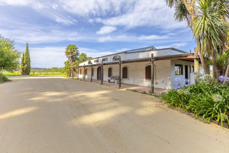 Photo of property in 724 Main North Road, Bay View, Napier, 4182