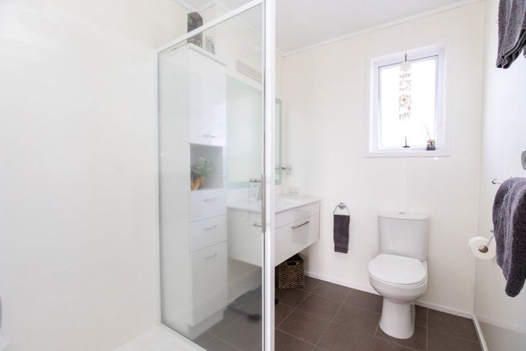 Photo of property in 41 Mahana Road, Ngatea, 3503