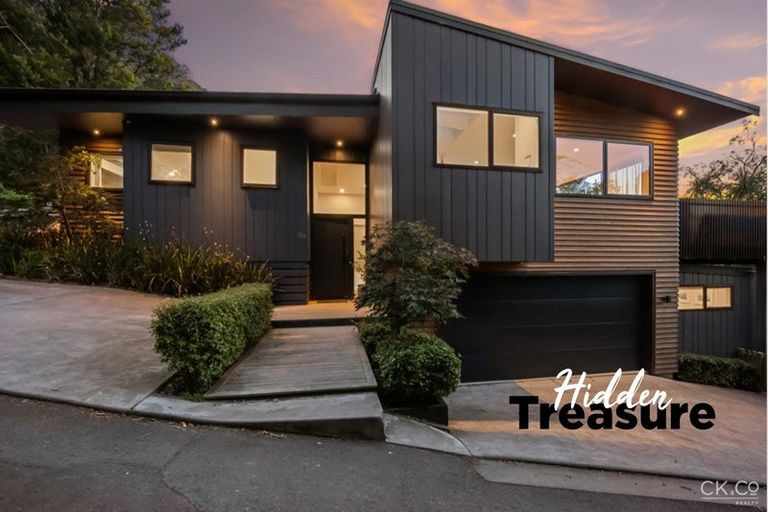 Photo of property in 12d Chatsworth Road, Silverstream, Upper Hutt, 5019