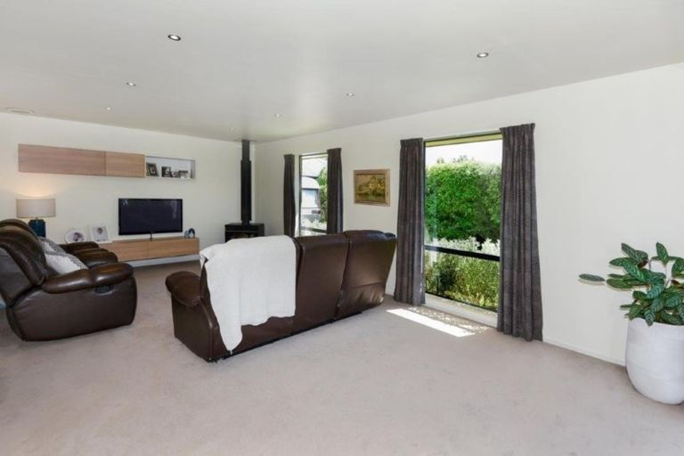 Photo of property in 13 School Lane, Kirwee, Darfield, 7571