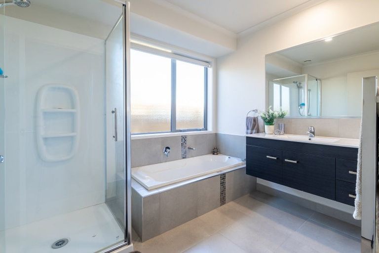 Photo of property in 2 Henry Bell Close, Leamington, Cambridge, 3432