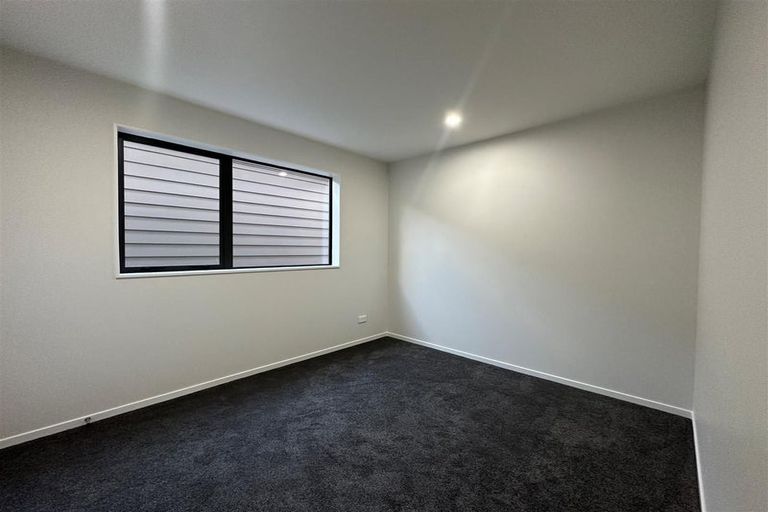 Photo of property in 17 Combat Street, Papakura, 2110
