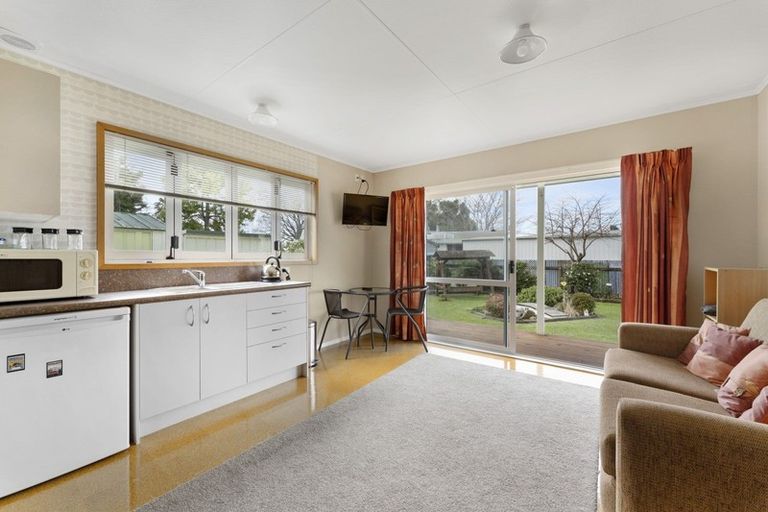 Photo of property in 1 Edward Street, Pahiatua, 4910