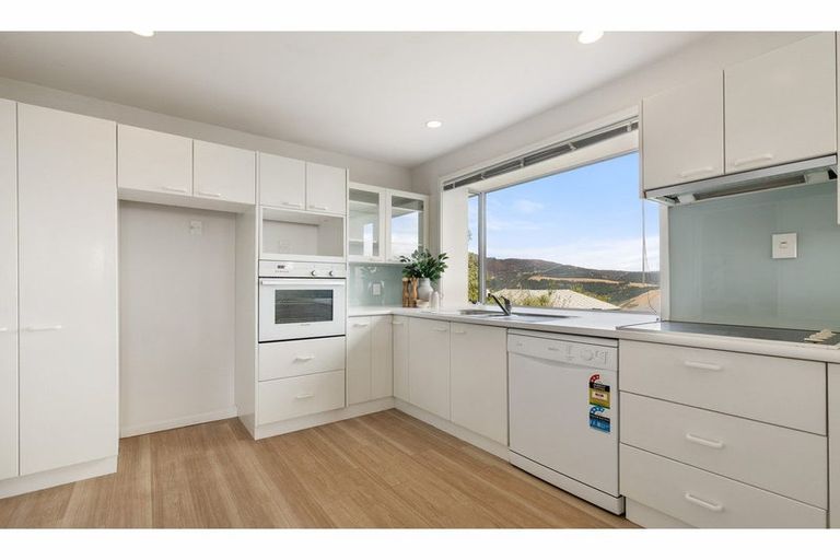 Photo of property in 118 Dyers Pass Road, Cashmere, Christchurch, 8022