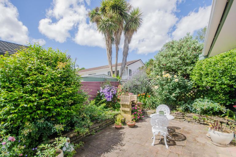Photo of property in 3/91 Lynwood Road, New Lynn, Auckland, 0600