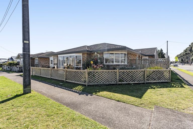 Photo of property in 1/39 Sackville Street, Fitzroy, New Plymouth, 4312