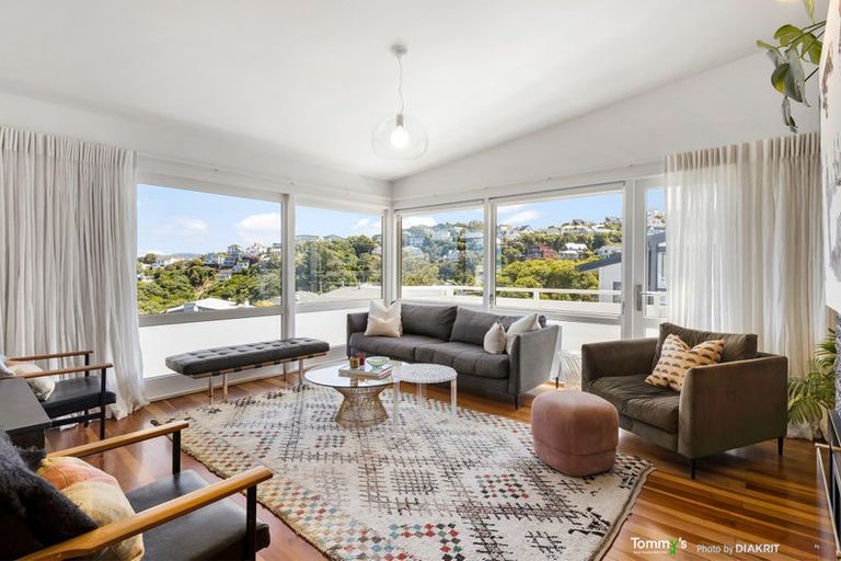 Photo of property in 42 Lohia Street, Khandallah, Wellington, 6035